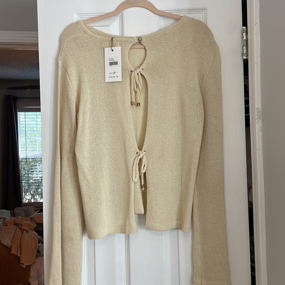 Open back sweater - Picture 2 of 3